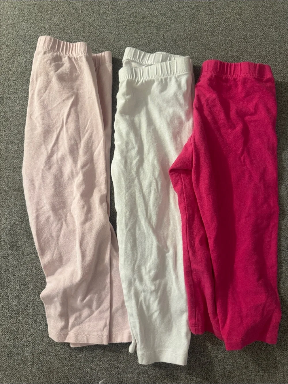 5/$15- Girls 3-Pack Cotton Stretch Leggings - Pink, White, Fuchsia Capri length